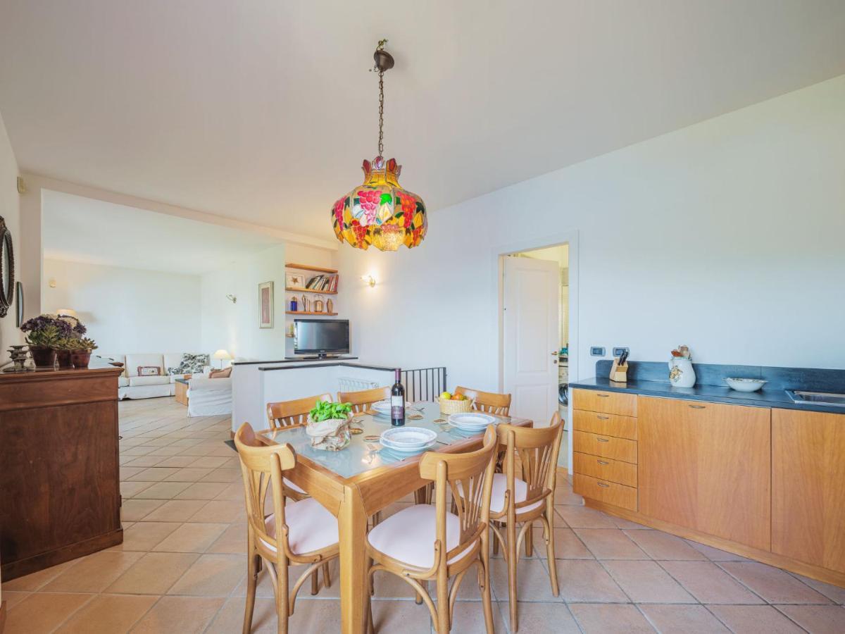 Apartment Lambrusca By Interhome Монелья Екстер'єр фото
