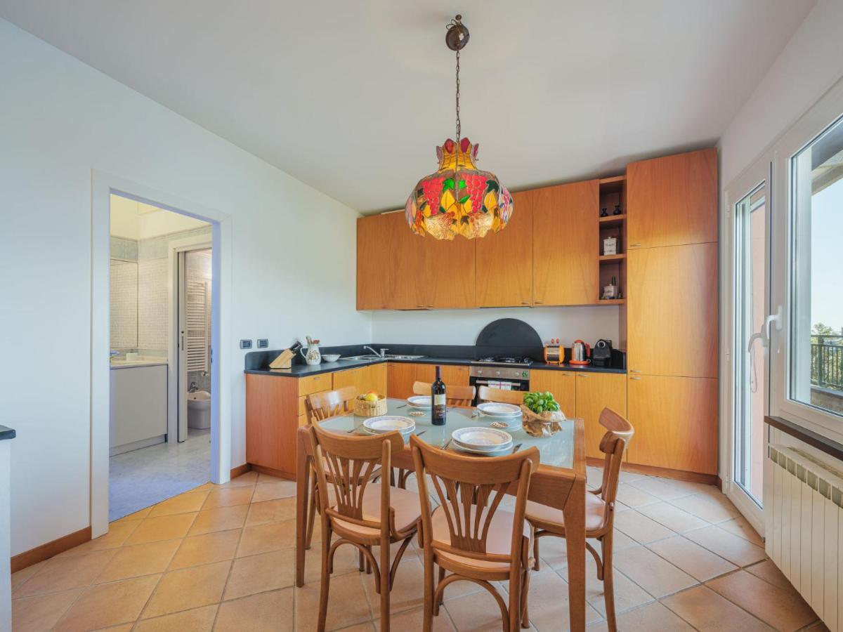 Apartment Lambrusca By Interhome Монелья Екстер'єр фото