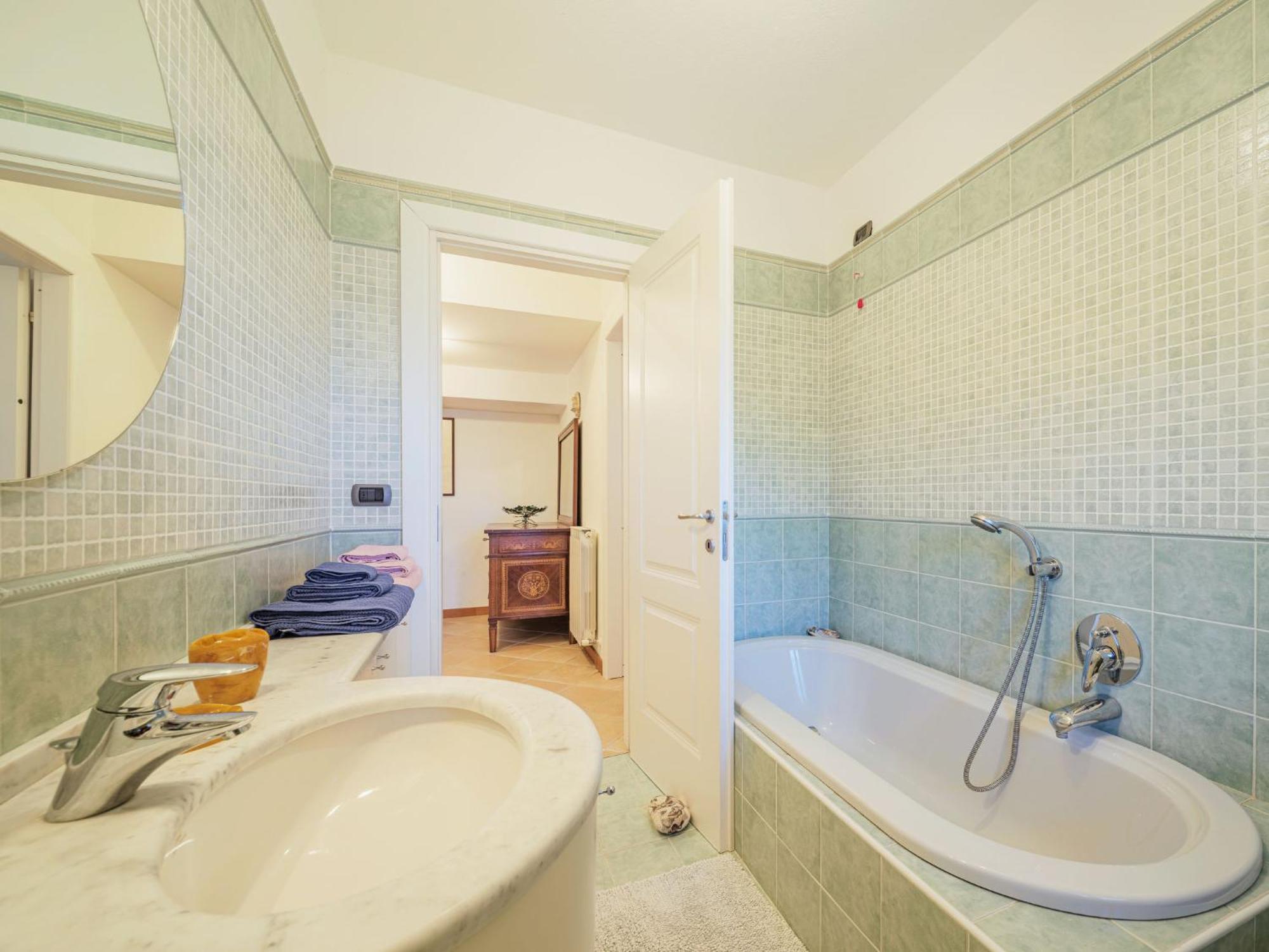 Apartment Lambrusca By Interhome Монелья Екстер'єр фото