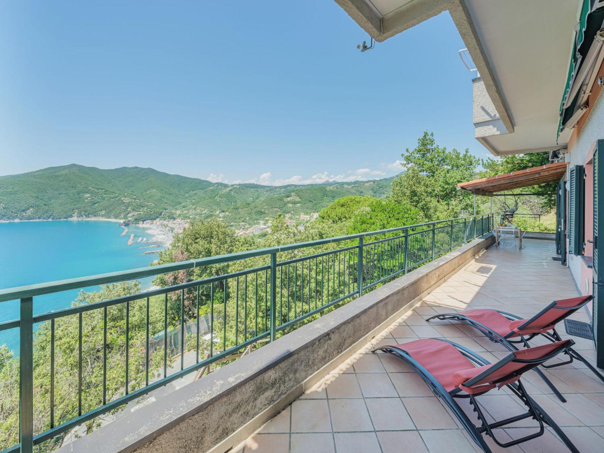 Apartment Lambrusca By Interhome Монелья Екстер'єр фото
