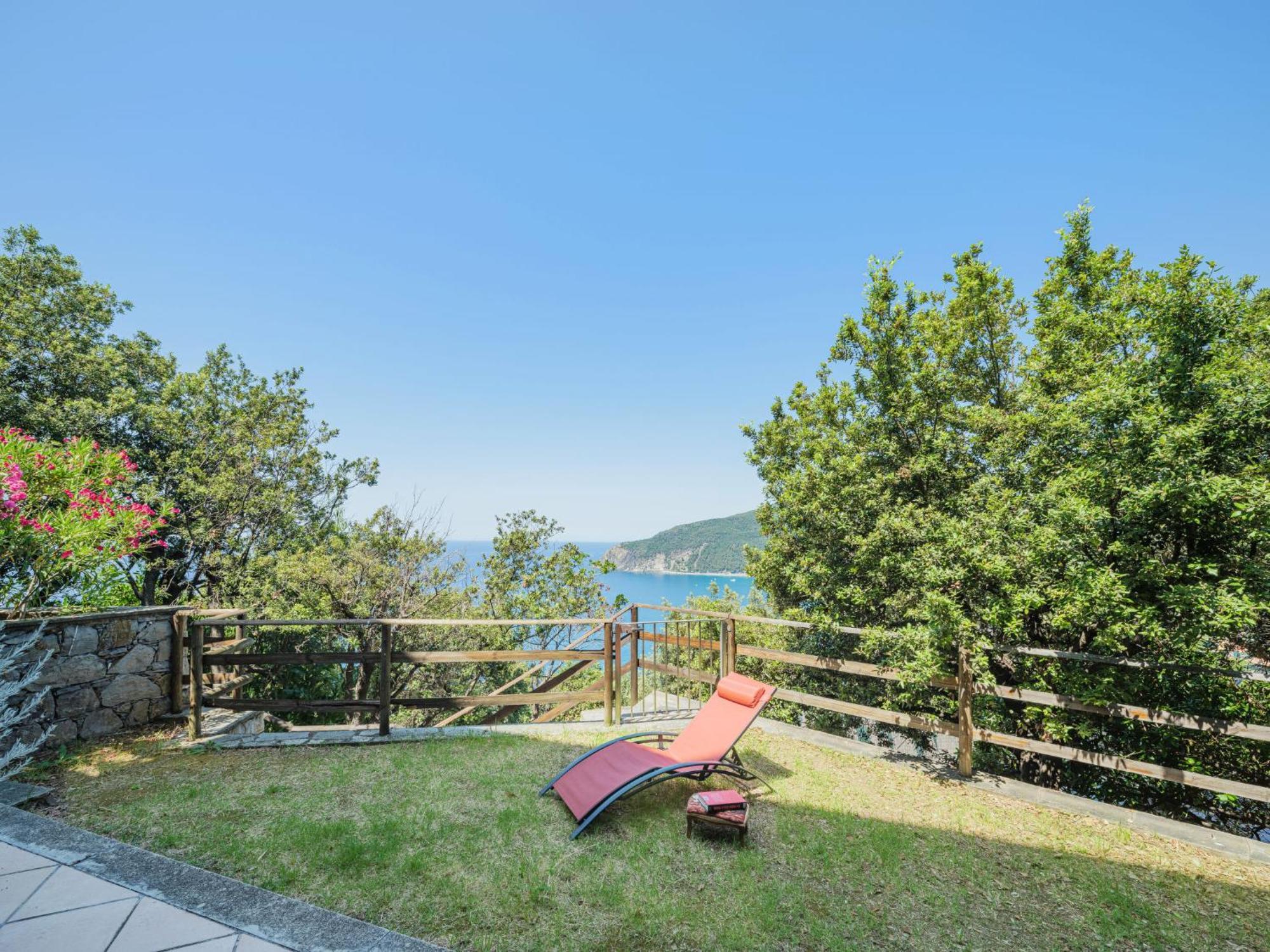 Apartment Lambrusca By Interhome Монелья Екстер'єр фото
